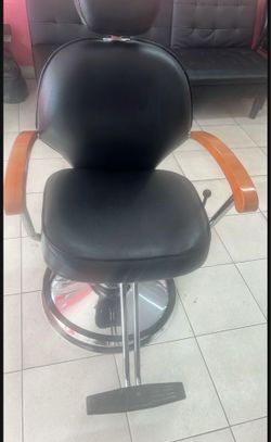 Salon chair