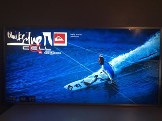 Kelly Slater fluorescent light