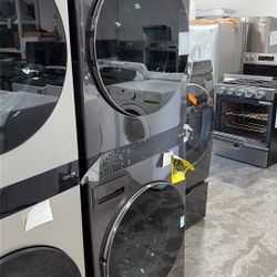 LG Stacked Laundry Center 