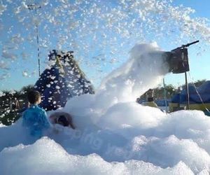 Foam machine