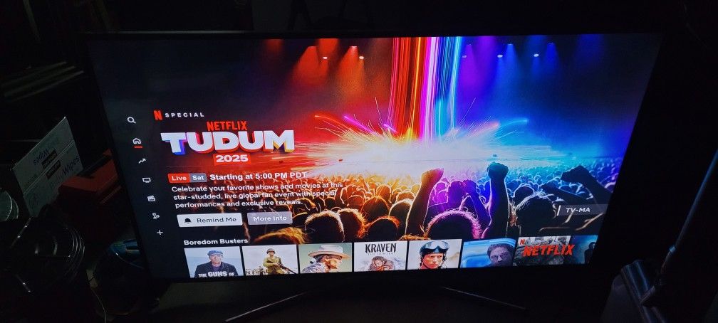 65" LED Samsung TV