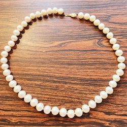 Pearl Necklace 
