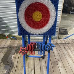 Axe Throwing Game (Family Friendly) 