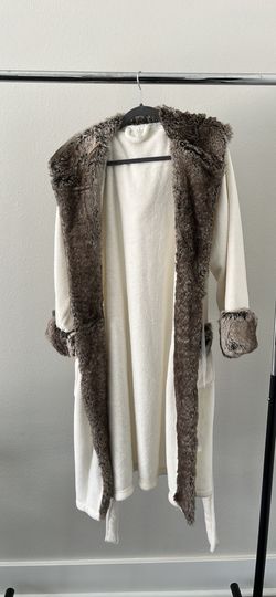 Faux Fur Ombre Robe