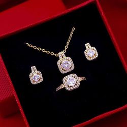 2024 popular super flash high-end square diamond necklace feminine elegant light luxury clavicle chain zircon pendant necklace