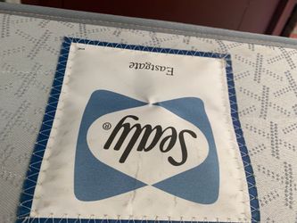 Twin mattress