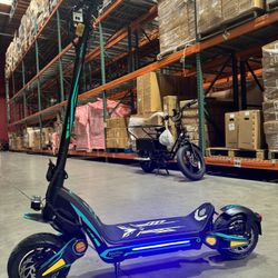 Dual-motor electric scooter