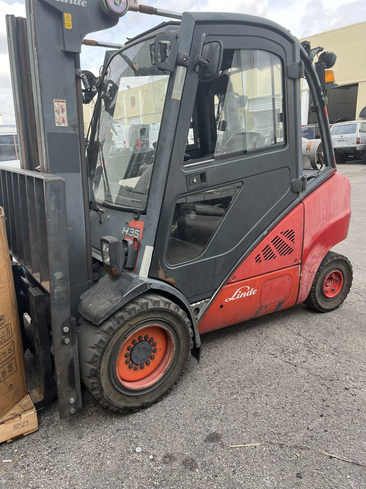 LINDE Forklift 5ton
