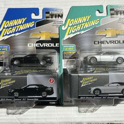 Johnny Lightning Chevy Camaro ZL1 Set