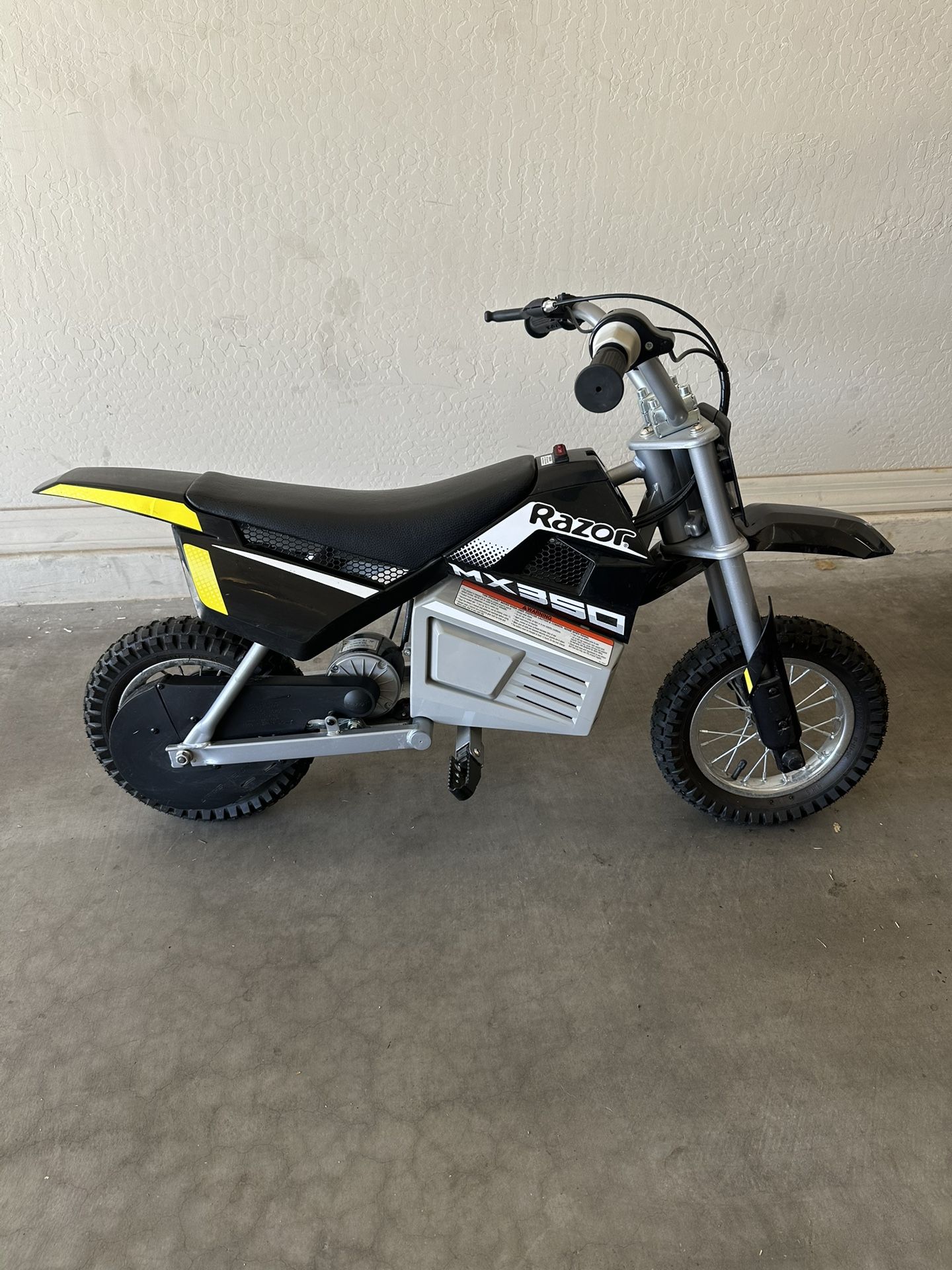 Electric Kids Dirt Bike Razor MX350