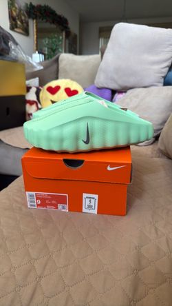 Nike mind slide 001