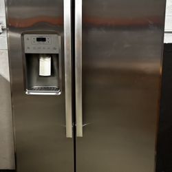 GE 21.8 Cu Ft Side By Side Refrigerator In Fingerprint Resistant Stainless Steel, Counter Depth