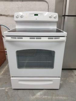GE 30" Glass top Stove