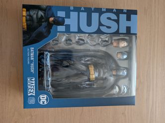 Mafex Batman (blue and gray)