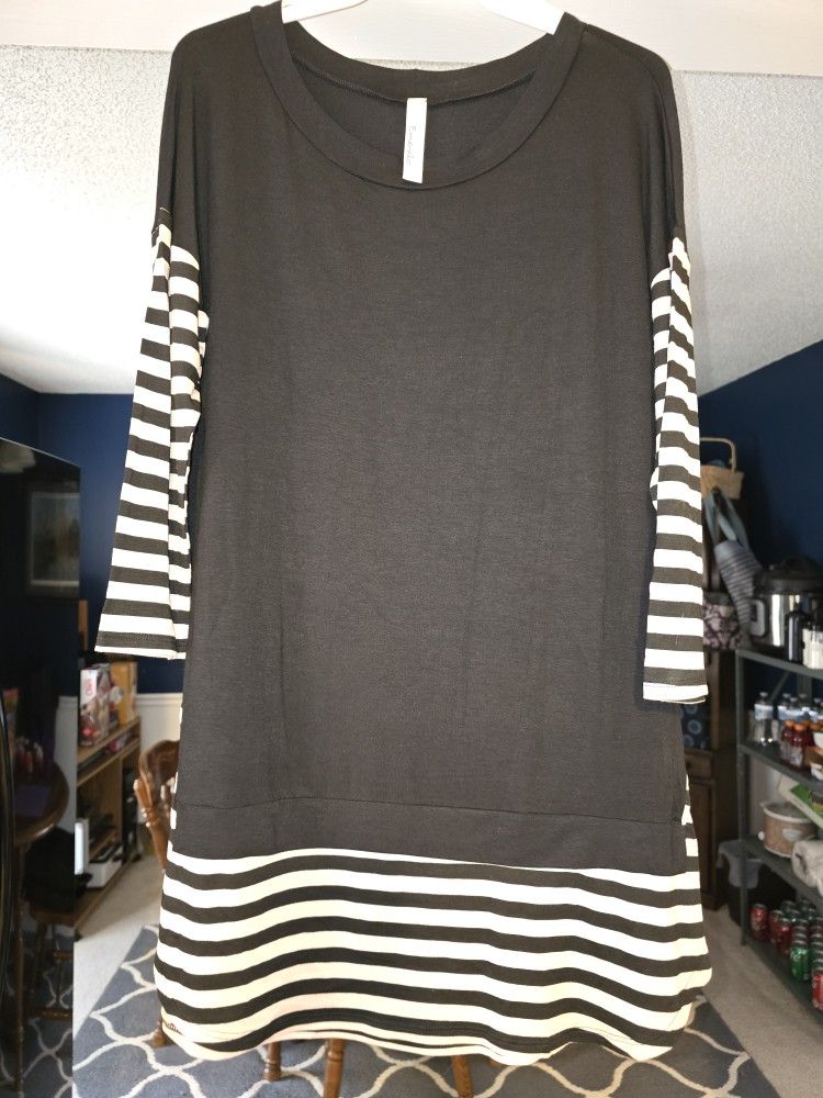 Long Sleeve black Tunic With Striped Sleeves New Without Tags