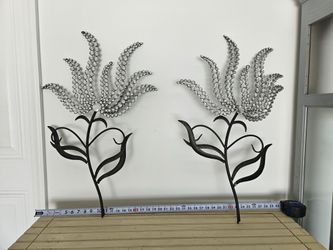 Pair Of Metal Garden Flowers