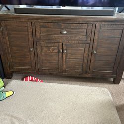 Buffet/TV Stand 