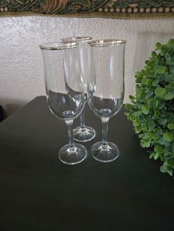 3 Champagne Flutes