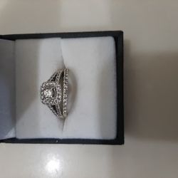 2 Piece Engagement Ring,White GOLD