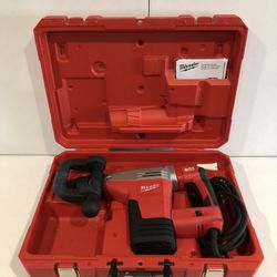 Milwaukee SDS-MAX Demolition Hammer