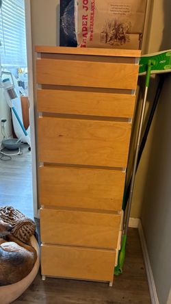 6-bin storage for clothes