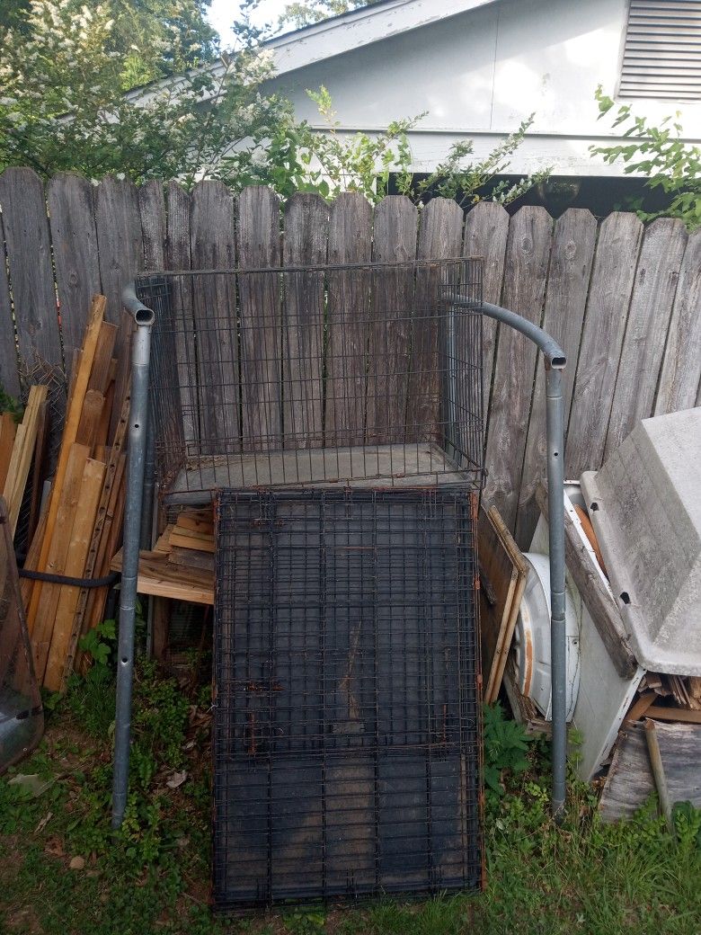 Large Dog Cages And Pet Carriers For Sale. I Have Many Of All types And Sizes.