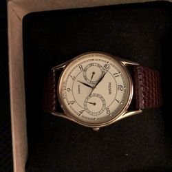 Gold Tones Pulsar Brown Leather Straps 