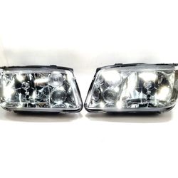 HEADLIGHTS  FOR VOLKSWAGEN JETTA/BORA 99-05 MK4 CHROME HOUSING 