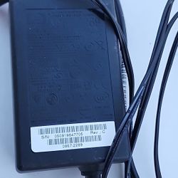 Genuine  HP 0(contact info removed) AC Adapter