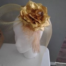 Gold Fascinator 
