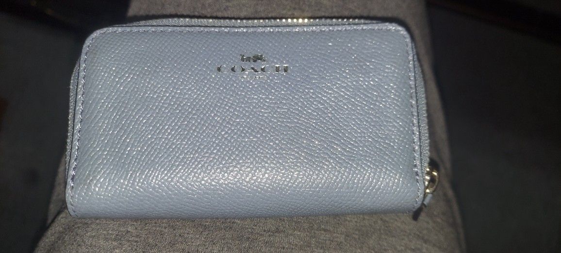 Coach ® Change Purse/ID Holder/Wallet, Outstanding Condition
