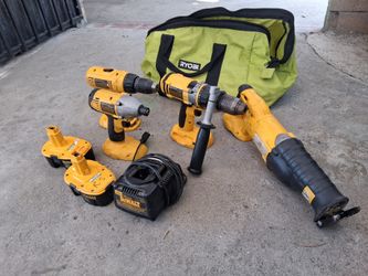 Dewalt tool Set in Great Condition