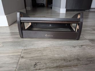 Wooden footrest