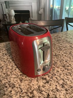 BLACK+DECKER 2-Slice Extra Wide Slot Toaster in Red. New