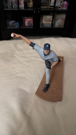 McFarlane MLB Series 12 Mike Mussina NY Yankees Gray Jersey Figure Loose Clean