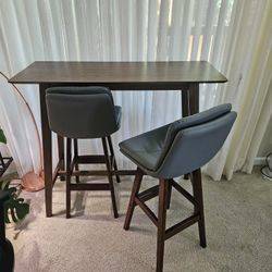 Wooden Bar Table With Two Stools