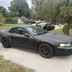 2000 Ford Mustang