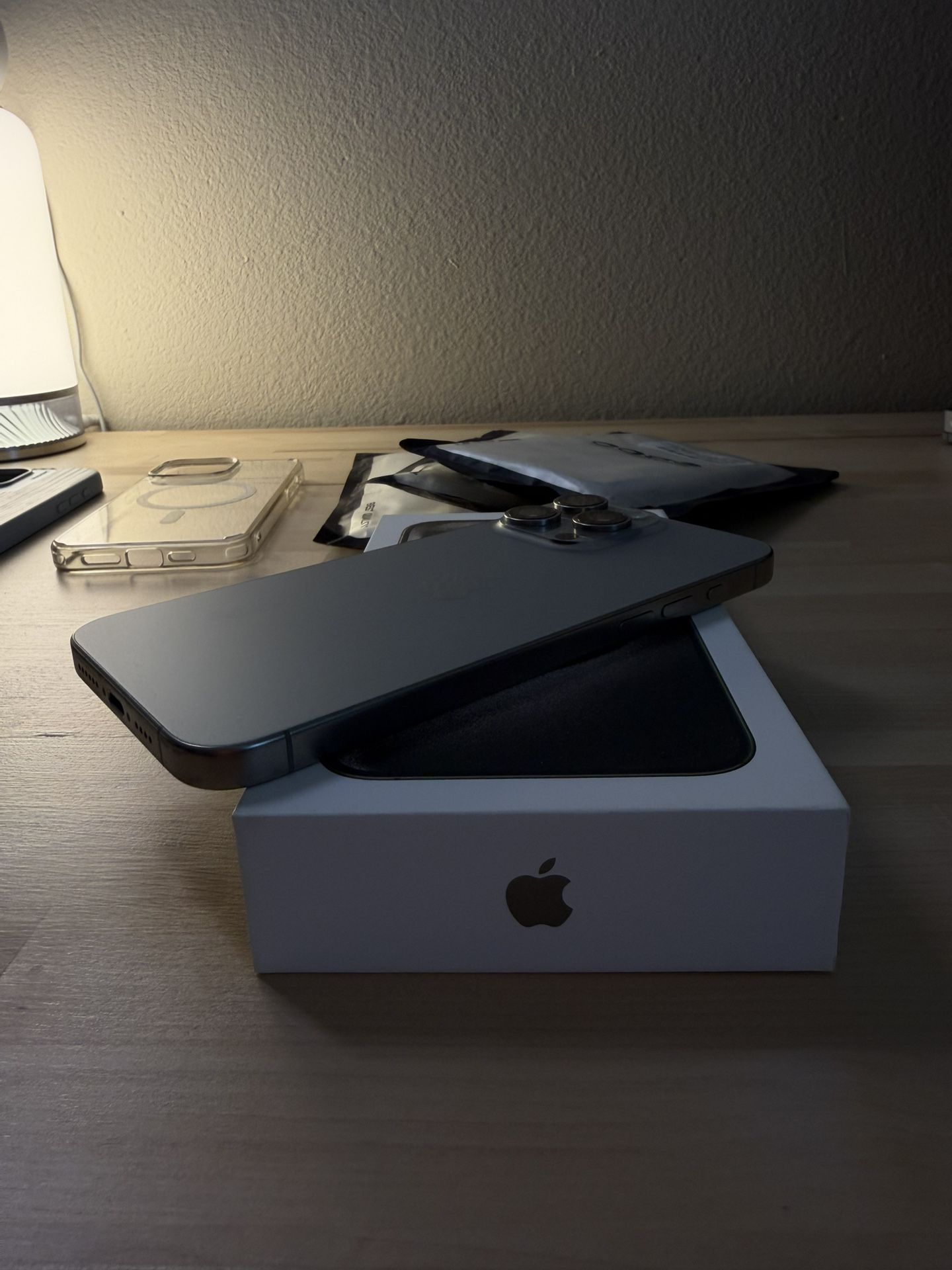 iPhone 15 Pro Max Unlocked Natural Titanium