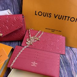 Valentines 💘 Vibes Perfect Gift 3 Pieces Wallet $250