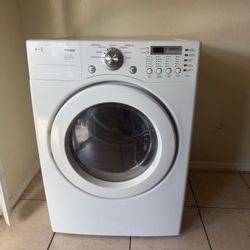LG Tromm Front-Load Dryer White secadora