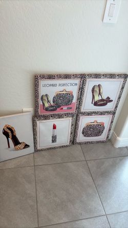 Wall canvases