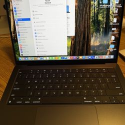 MacBook Pro 14” M4 512 16GB AppleCare+