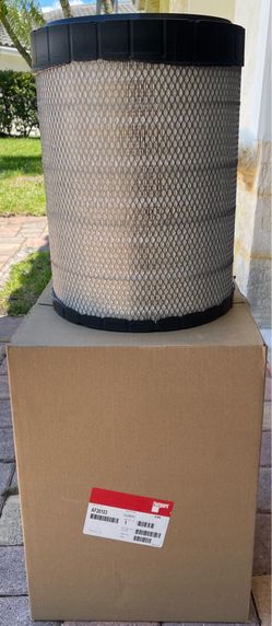 Fleetguard Engine Air Filter AF26103