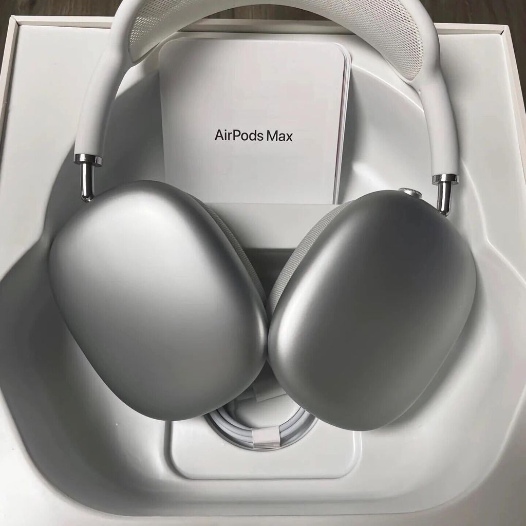 Apple AirPods Max for Sale in Fairmount Hgt, MD - OfferUp