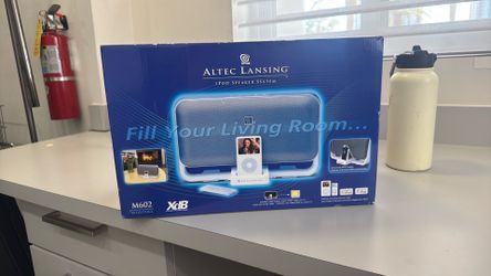 Latex landing iPod speaker system