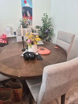 Round Wood Living Spaces Dining Table with Chairs