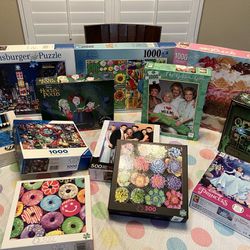 Lot of 12 Puzzles And 6 Board Games