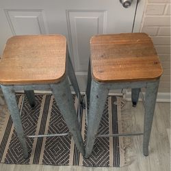 Bar Stools 