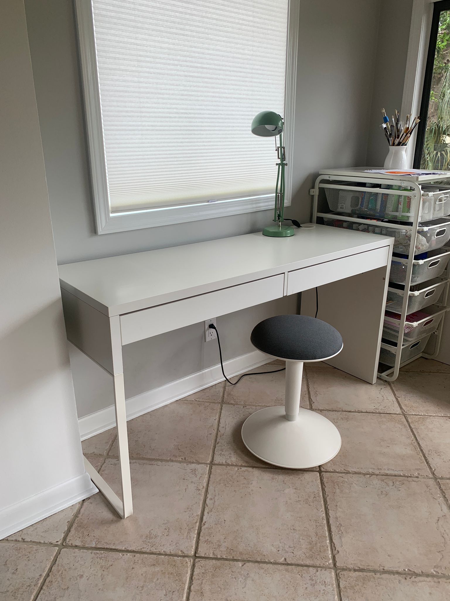 Desk , Chair  And Lamp