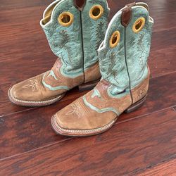 Boots Great Condition (worn A Couple Of Times)